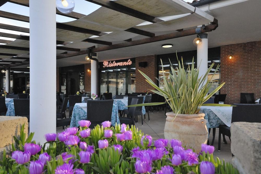 Villaggio Turistico La Cecinella Marina di Cecina Kültér fotó