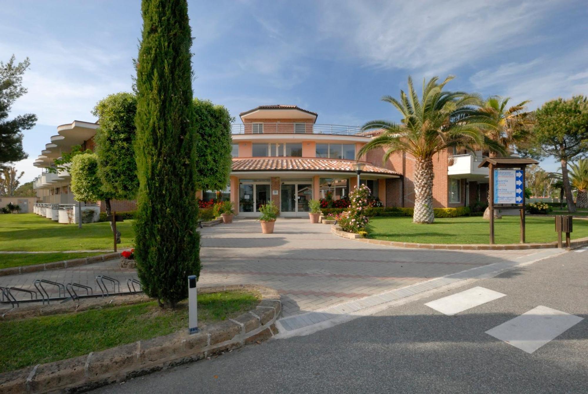 Villaggio Turistico La Cecinella Marina di Cecina Kültér fotó