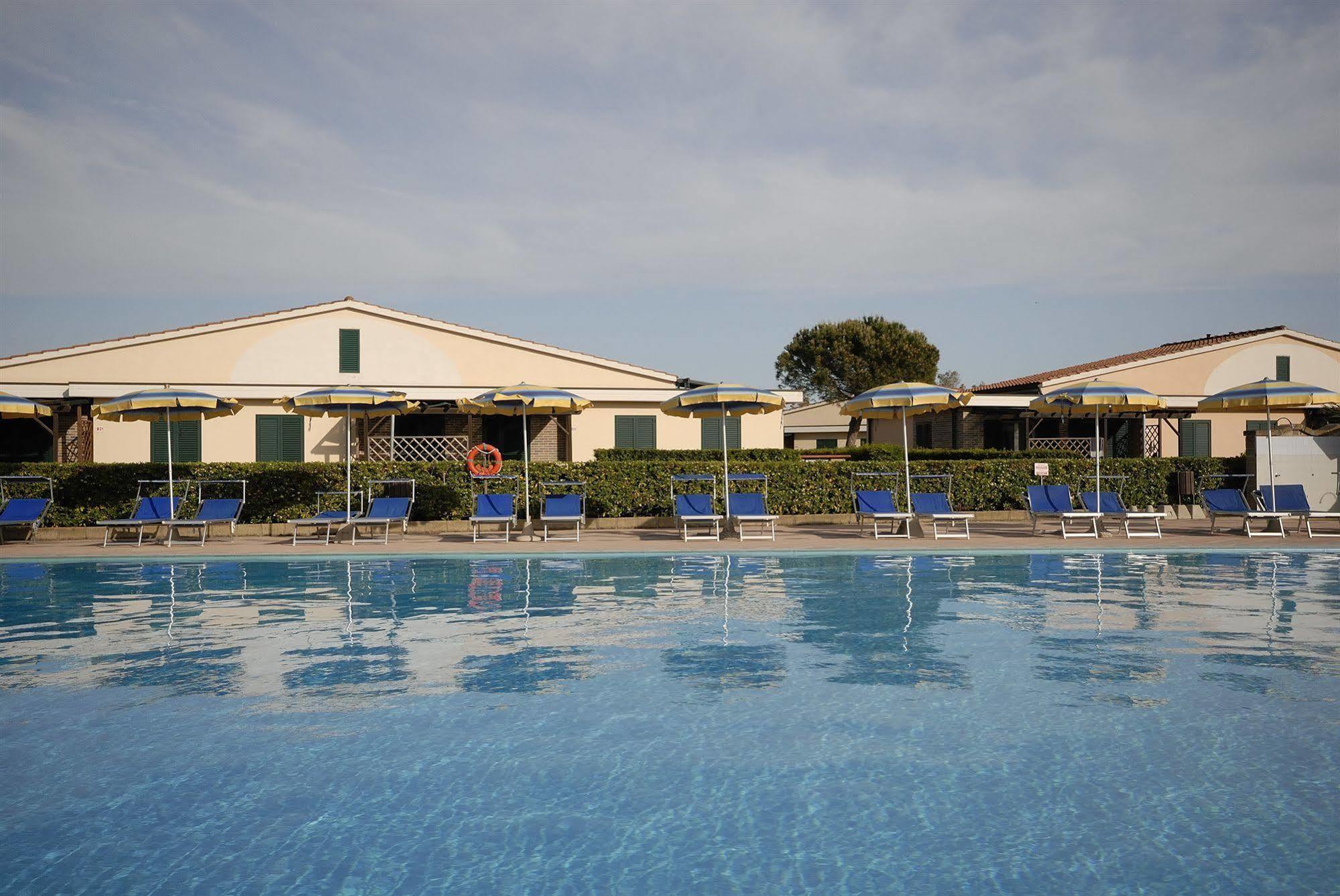 Villaggio Turistico La Cecinella Marina di Cecina Kültér fotó