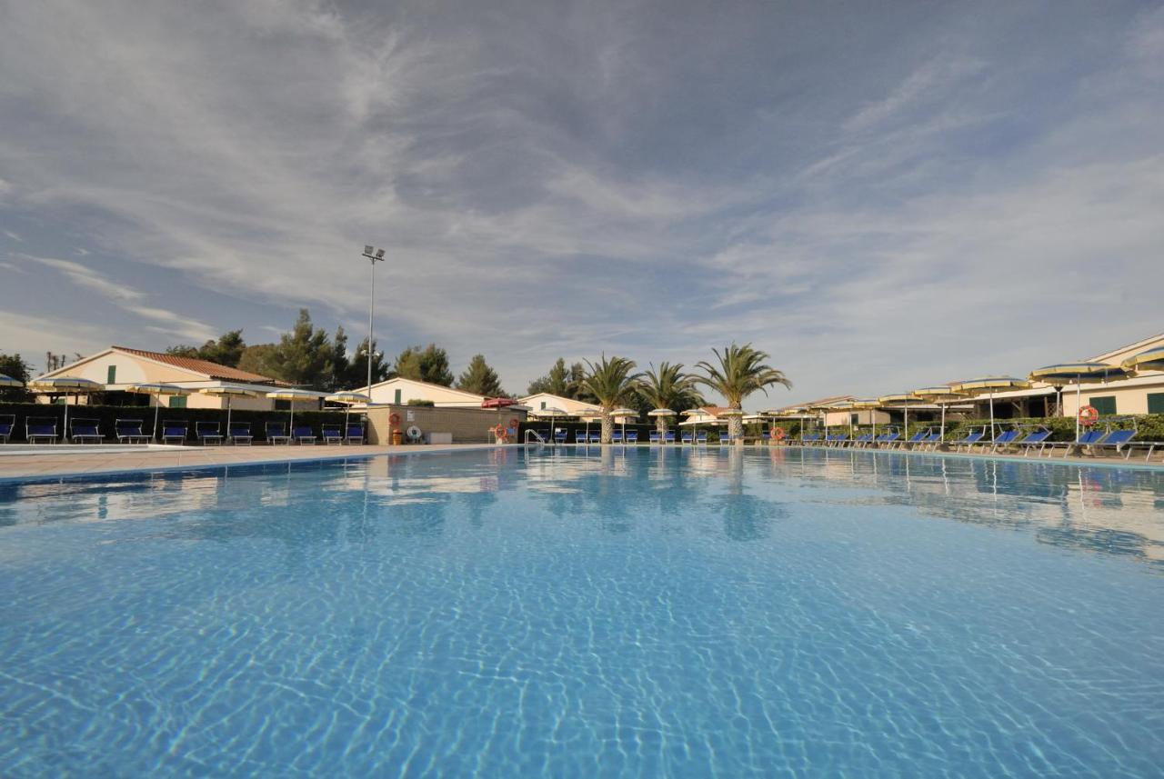 Villaggio Turistico La Cecinella Marina di Cecina Kültér fotó